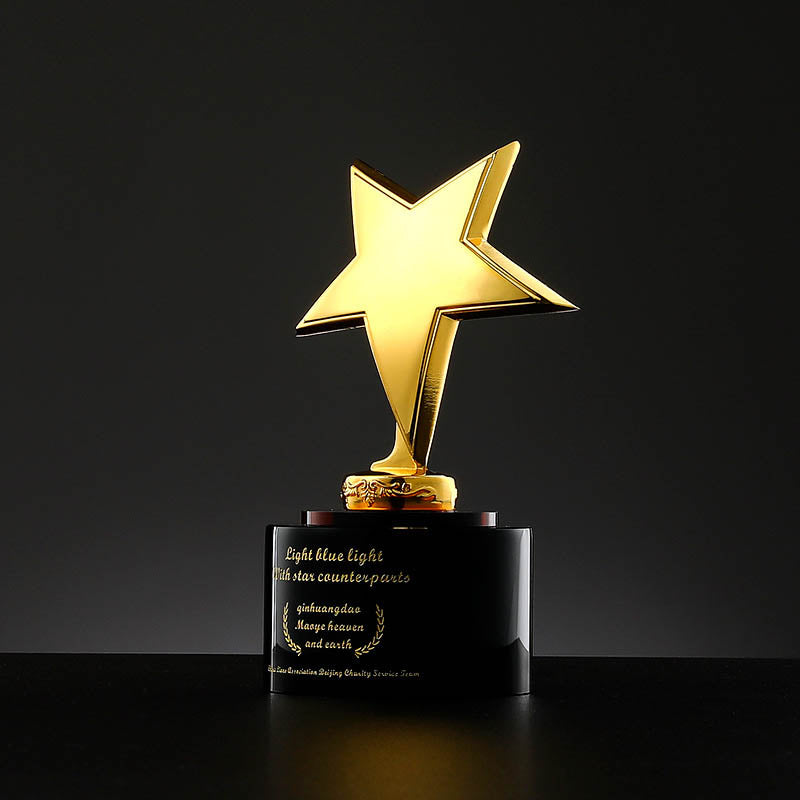 Universal trophy--Small Trophy
