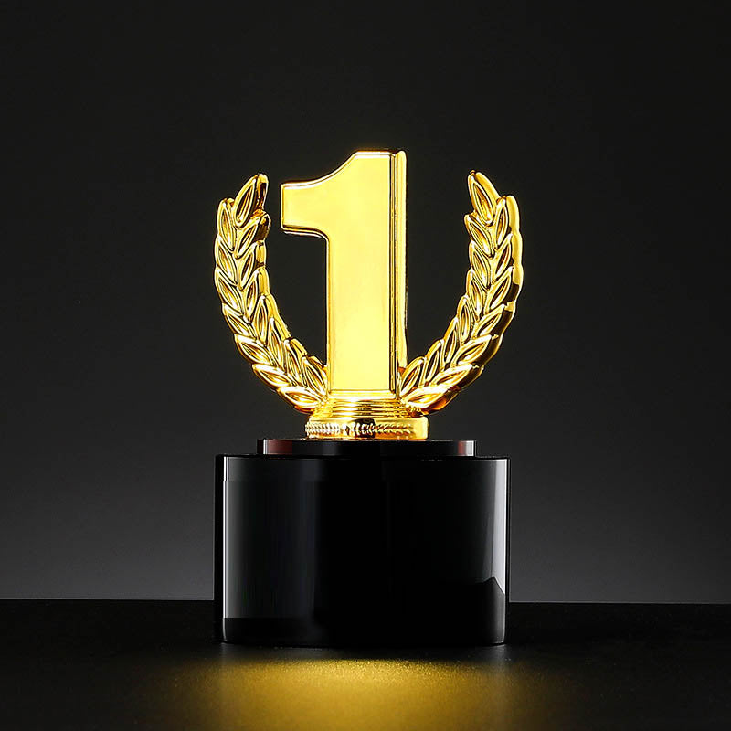 Universal trophy--Small Trophy