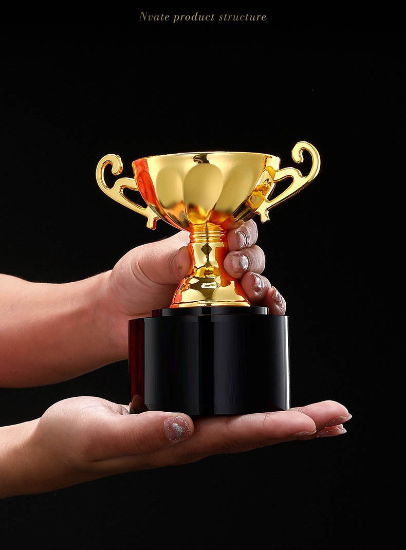 Universal trophy--Small Trophy