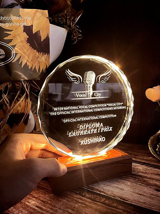 Glow Trophy-round trophy